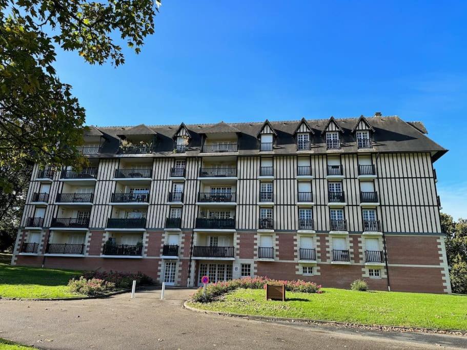 Appartement Calme Proche De La Mer Avec Parking Villers-sur-Mer Esterno foto