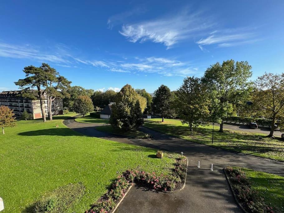 Appartement Calme Proche De La Mer Avec Parking Villers-sur-Mer Esterno foto