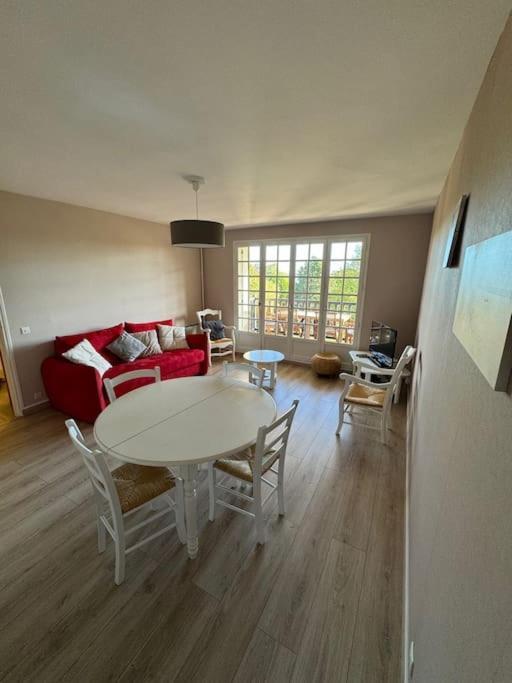 Appartement Calme Proche De La Mer Avec Parking Villers-sur-Mer Esterno foto
